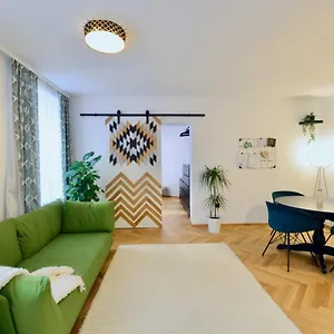 Hotel Modern Flat With Parking Space, Wien
